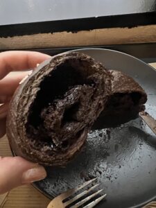 ETRE BAKE HOUSEチョコ塩パン
